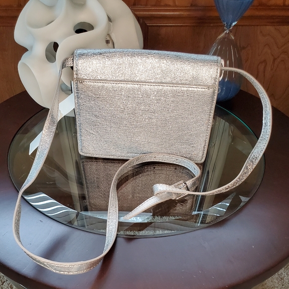 Loeffler Randall

Mini Minimal Rider Leather Cross - Picture 3 of 12